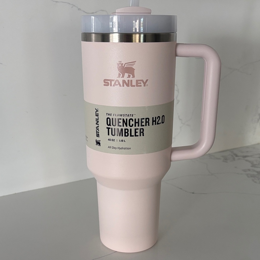 Stanley Blush Quencher H2.0 Tumbler